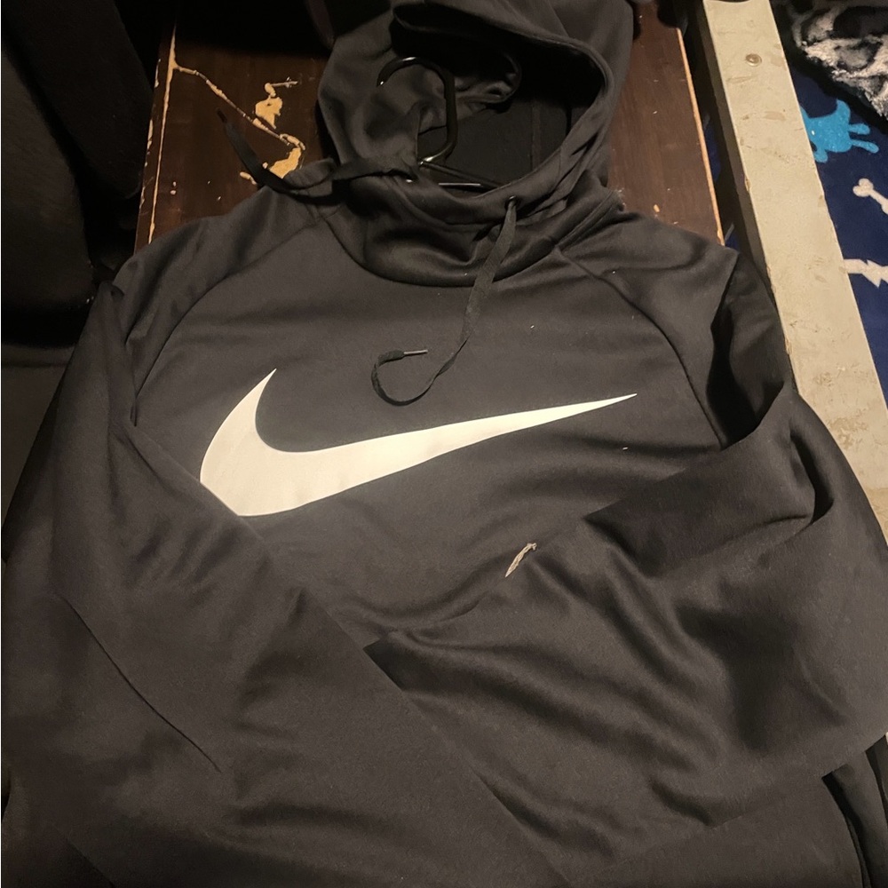 Nike Men's Black and White Hoodie